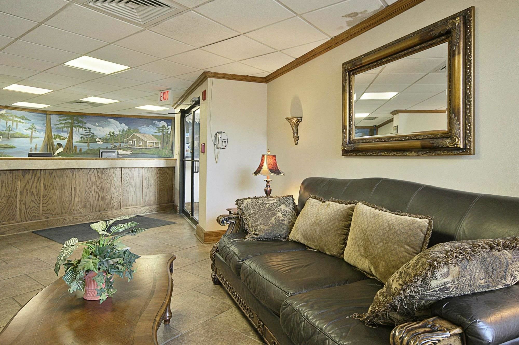 Oyo Hotel Port Allen La I-10 West Eksteriør billede